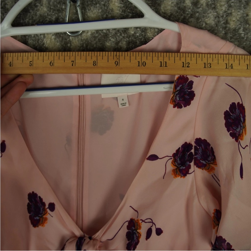 Cinq a Sept Midi Dress Blush Pink Floral Print Ruffle Trim Sz 4 Silk Bow Tie - Picture 10 of 15